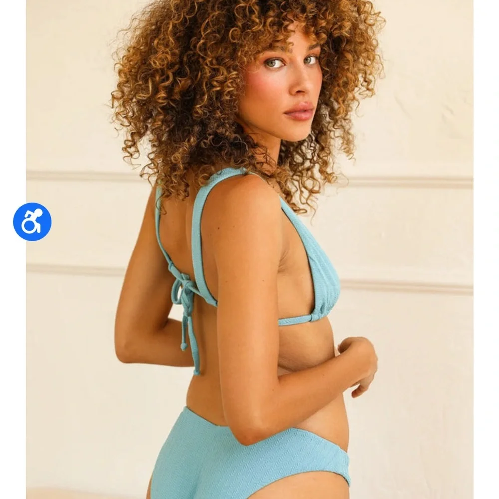 NWT Dippin Daisys bikini top - Picture 4 of 9